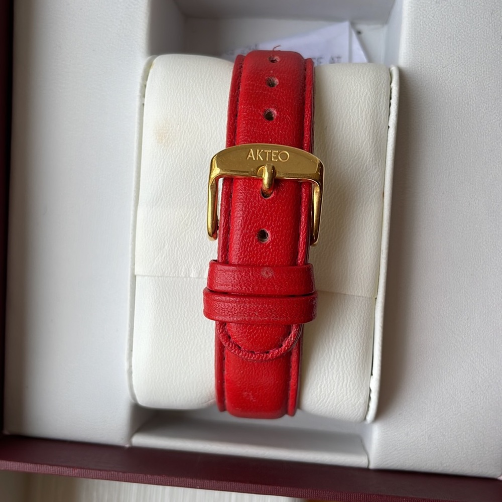 AKTEO JC MARESCHAL WOMENS WATCH - Picture 3 of 12